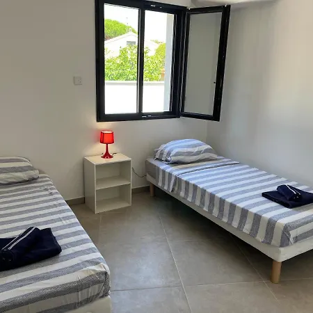 Apartment La Blanche